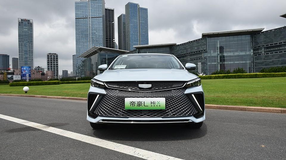 2024年汽車價(jià)格戰(zhàn),插混與純電,更適合買混動(dòng)?