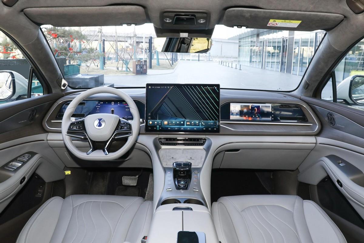 接棒特斯拉Model Y?全新騰勢N7上市,四款車型哪款更值得入手?