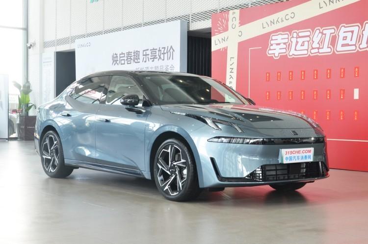 上市48小時訂單突破7000臺 領克07 EM-P正式開啟交付