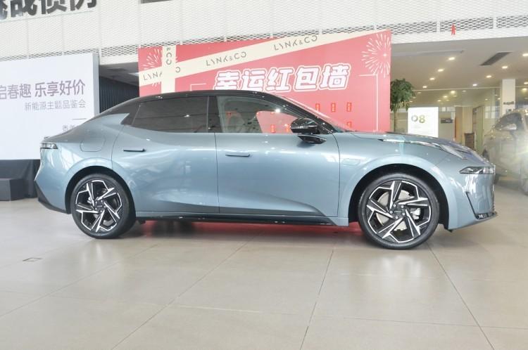 上市48小時訂單突破7000臺 領克07 EM-P正式開啟交付