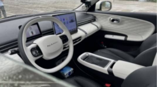 自動泊車堪比老司機?試駕A0級電車新生東風納米01