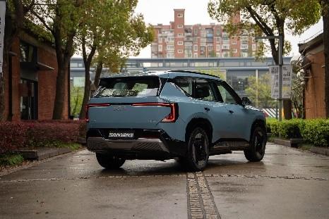 起亞EV5長續航相比宋PLUS EV,哪些地方做對了?