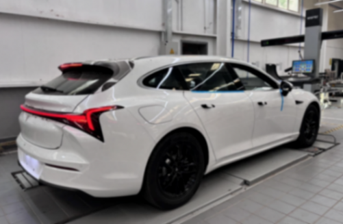 定位近比亞迪漢,哪吒S新車曝光,將加入價(jià)格戰(zhàn)