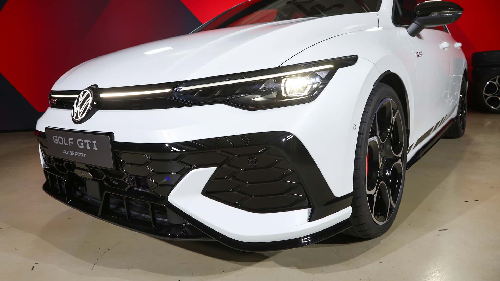 最強前驅大眾迎來更新,中期改款大眾高爾夫GTI Clubsport正式首發
