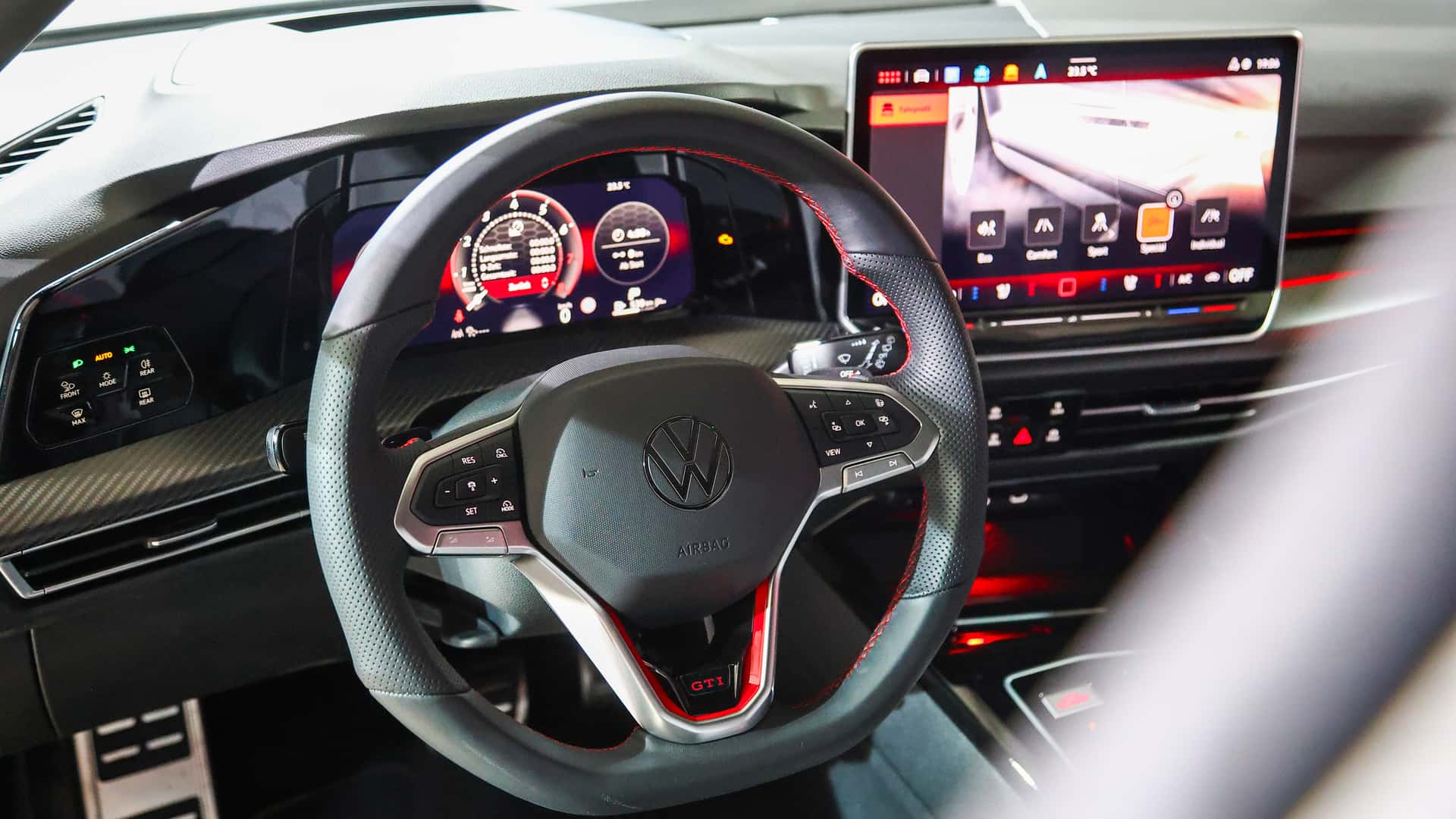 最強前驅大眾迎來更新,中期改款大眾高爾夫GTI Clubsport正式首發