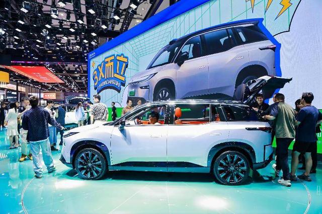 10萬級新車怎么買？鉑智3X與埃安RT引領打工人購車新趨勢-有駕