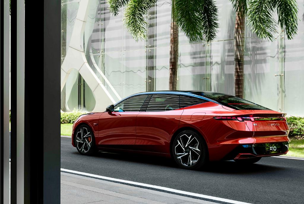 定位于純電中大型轎車,領(lǐng)克Z10新增車型上市,整體性能如何?