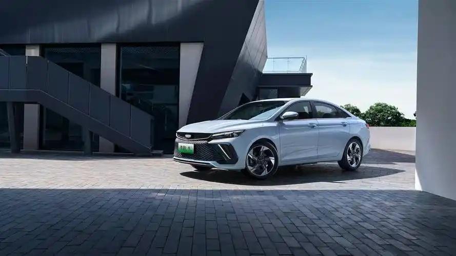 吉利帝豪L Hi-P解析:插混動力、233kW、1300公里續航,性價比高