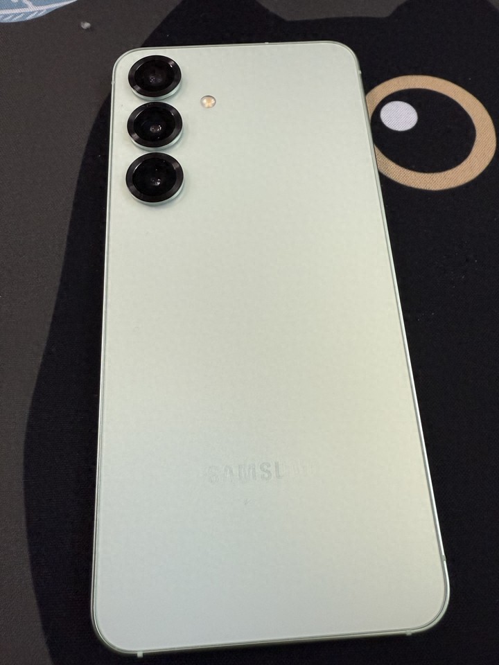 只有162克!三星Galaxy S25,6.2英寸是你要的小屏手機(jī)嗎?