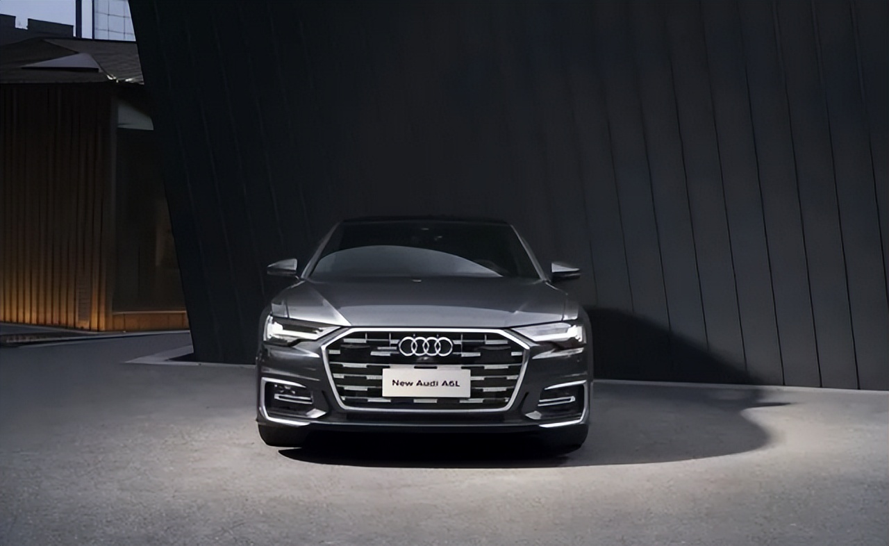 揭秘,2025款?yuàn)W迪A6L震撼登場(chǎng),汽車風(fēng)云變幻下的實(shí)力擔(dān)當(dāng)?