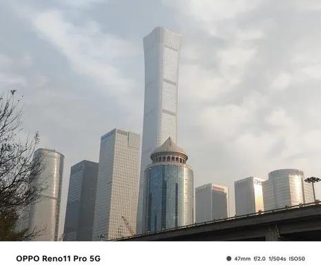 OPPO三巨頭封神,雙潛望鏡頭+折疊屏黑科技,用戶(hù)滿(mǎn)意度屠榜