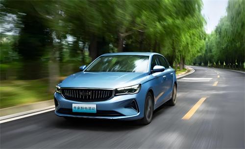吉利甲醇汽車:能否成為油車與電車的替代者?