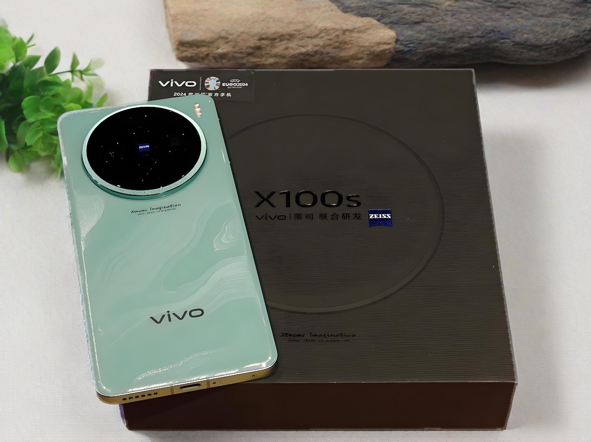 從5199元跌至3729元,16GB+1TB+蔡司影像+100W,vivo拒絕高價(jià)低配