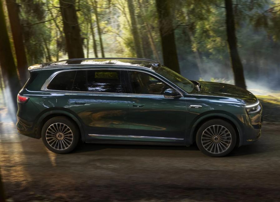 中大型SUV“全能卷王”爭霸領克900、理想L9、問界M8誰更懂家用?
